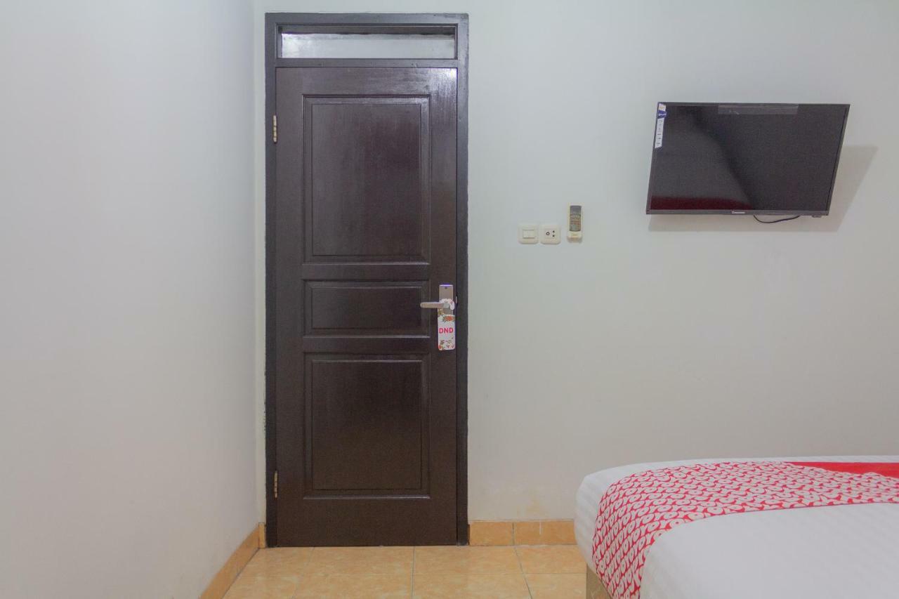 โอโย 649 K68 เรสซิเดนซ์ Hotel จาการ์ตา ภายนอก รูปภาพ