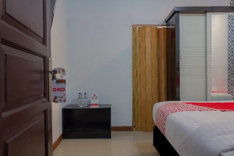 โอโย 649 K68 เรสซิเดนซ์ Hotel จาการ์ตา ภายนอก รูปภาพ